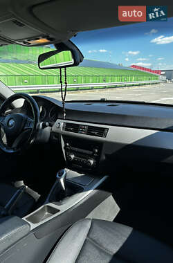 Седан BMW 3 Series 2008 в 