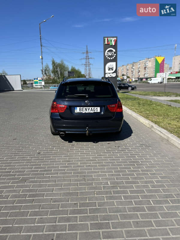 Універсал BMW 3 Series 2005 в Олександрії