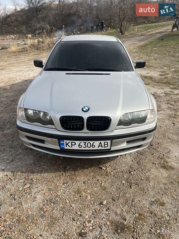 Седан BMW 3 Series 2000 в Новониколаевке фото 4 Седан BMW 3 Series 2000 в Новониколаевке