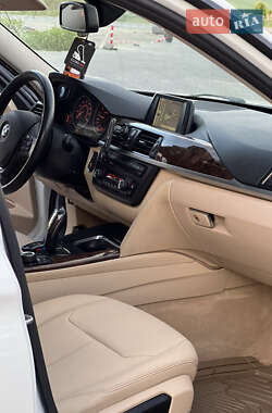 Седан BMW 3 Series 2013 в 