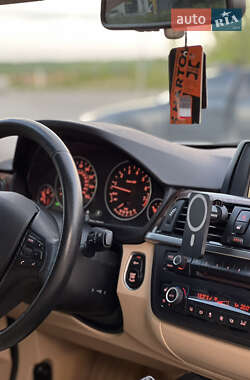 Седан BMW 3 Series 2013 в 