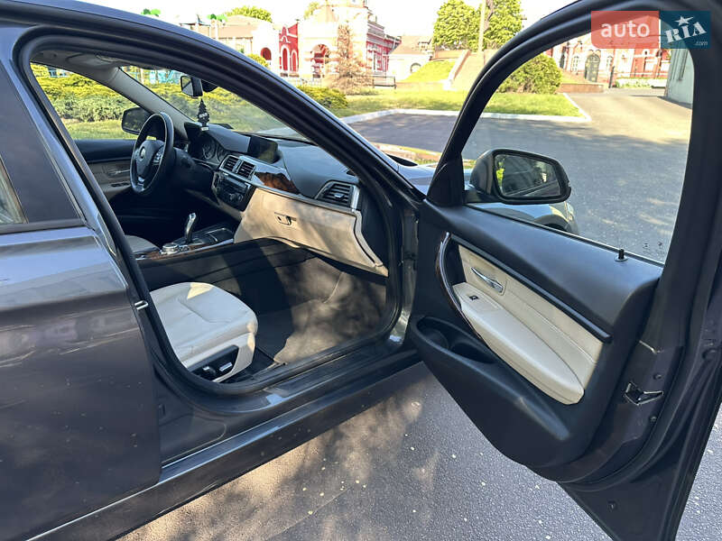 Седан BMW 3 Series 2016 в Днепре