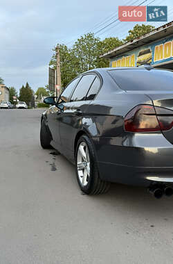 Седан BMW 3 Series 2005 в 