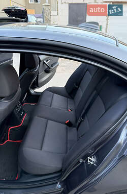 Седан BMW 3 Series 2005 в 