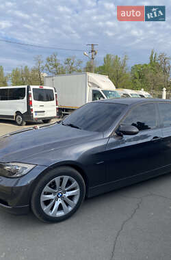 Седан BMW 3 Series 2005 в 