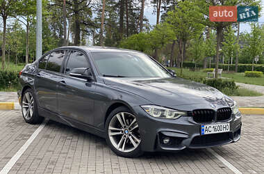 Седан BMW 3 Series 2016 в Києві
