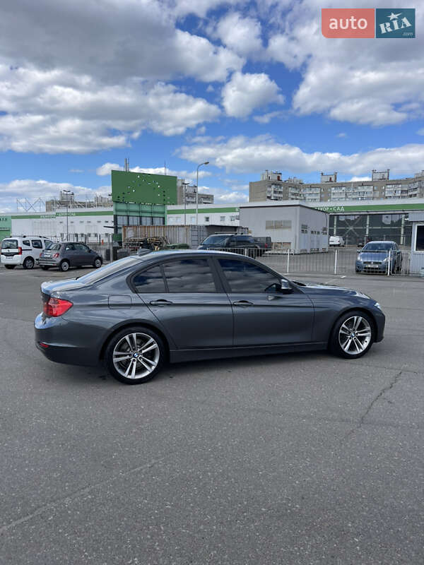 Седан BMW 3 Series 2012 в Киеве фото 5 Седан BMW 3 Series 2012 в Киеве