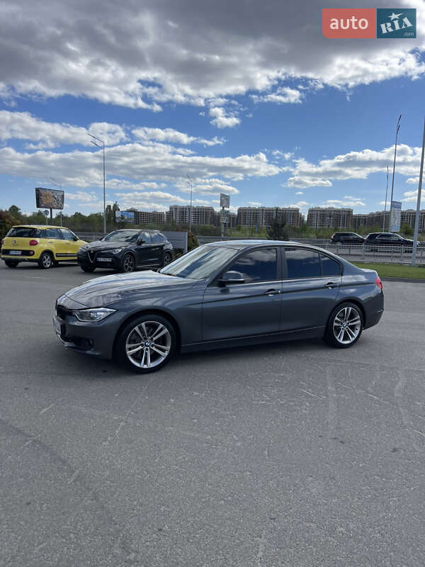 Седан BMW 3 Series 2012 в Киеве фото 13 Седан BMW 3 Series 2012 в Киеве
