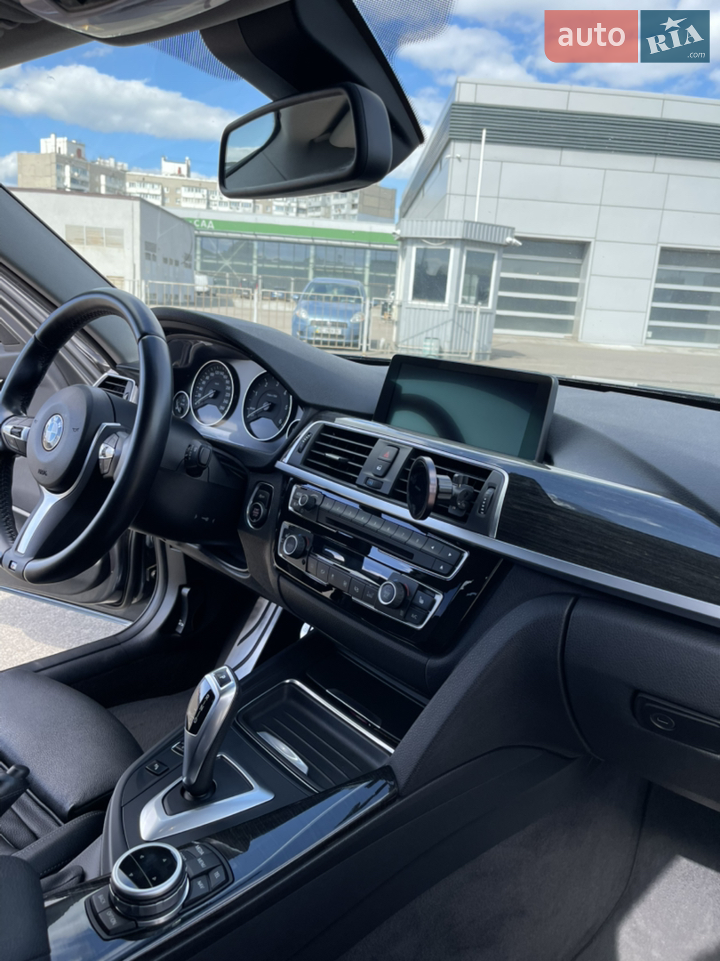 2012 BMW 3er - мініатюра 24