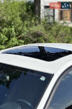 Седан BMW 3 Series 2013 в 