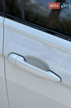 Седан BMW 3 Series 2013 в 