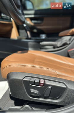 Седан BMW 3 Series 2013 в 