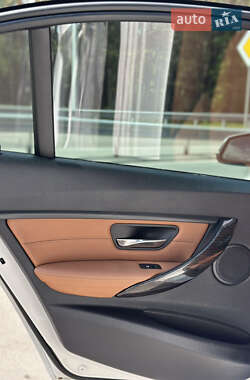Седан BMW 3 Series 2013 в 
