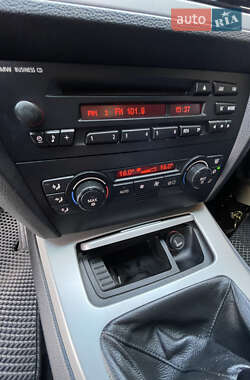 Седан BMW 3 Series 2005 в 