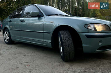 Седан BMW 3 Series 2003 в Залещиках