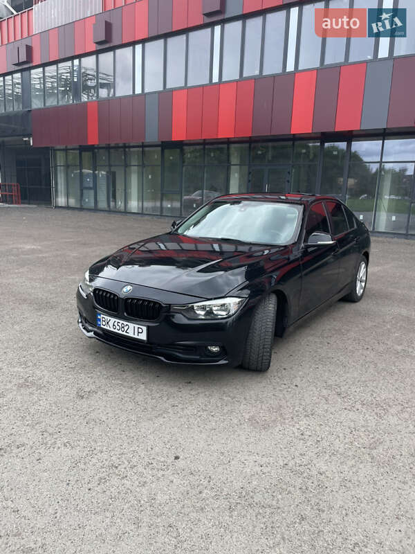 Седан BMW 3 Series 2016 в Рівному