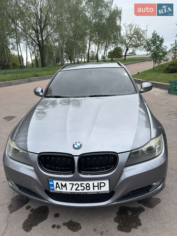 Універсал BMW 3 Series 2011 в Житомирі