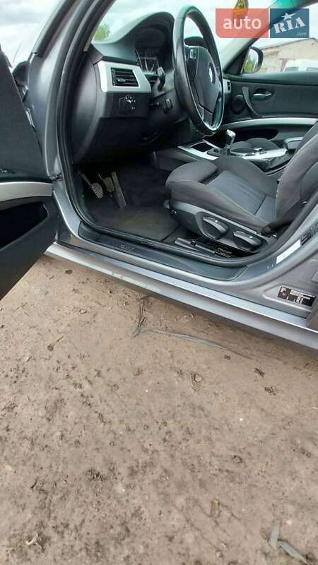 Універсал BMW 3 Series 2011 в Дерно