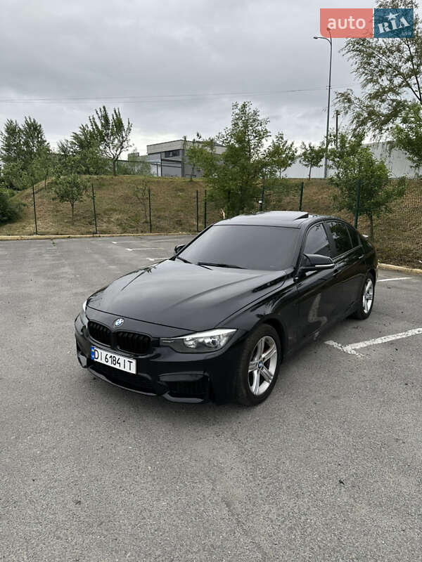 Седан BMW 3 Series 2013 в 
