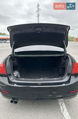 Седан BMW 3 Series 2013 в 