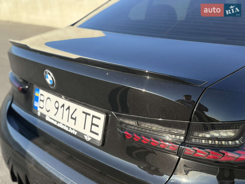 Седан BMW 3 Series 2019 в Львові
