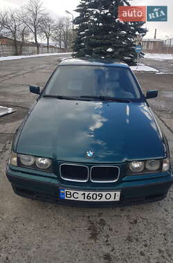 Седан BMW 3 Series 1995 в Трускавце