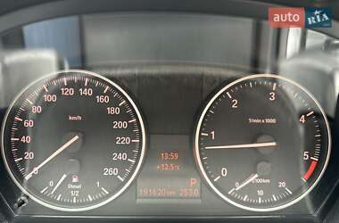 Купе BMW 3 Series 2010 в 