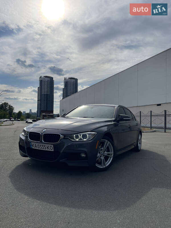 Седан BMW 3 Series 2015 в Киеве