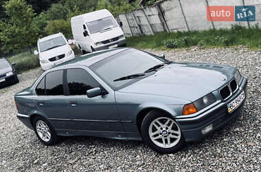 Седан BMW 3 Series 1993 в 