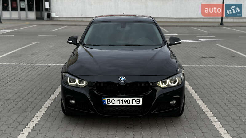 Седан BMW 3 Series 2013 в Львові