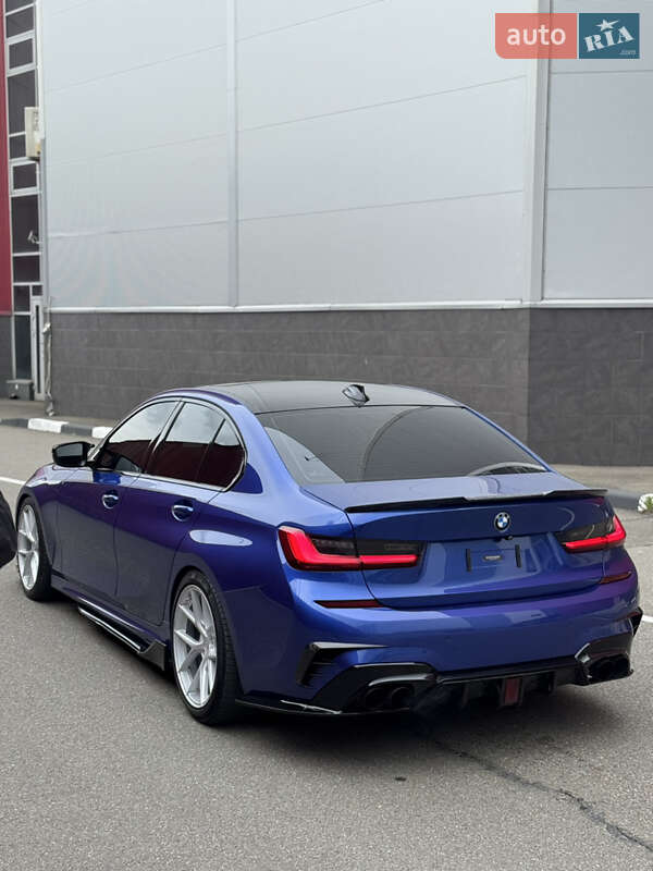 Седан BMW 3 Series 2019 в Києві