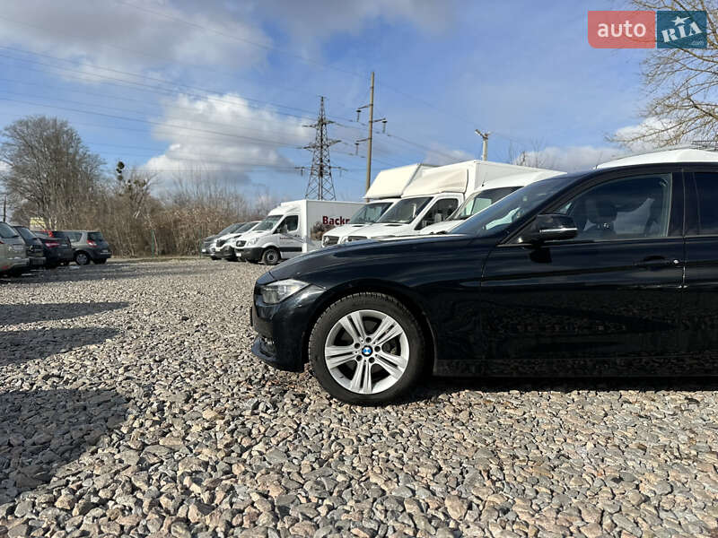 Седан BMW 3 Series 2016 в Ровно