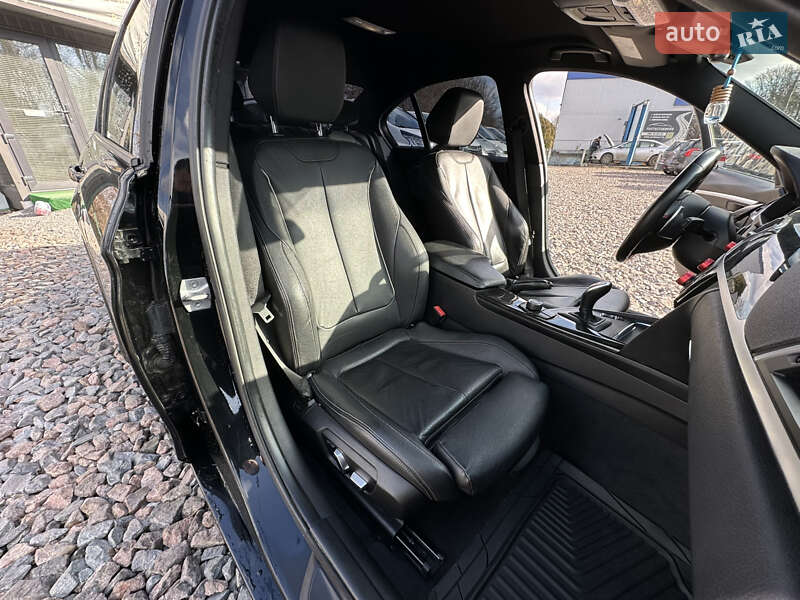 Седан BMW 3 Series 2016 в Ровно
