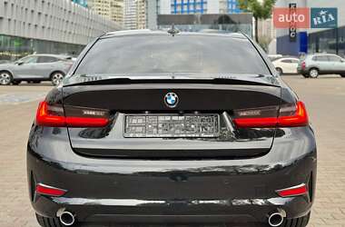 Седан BMW 3 Series 2022 в 