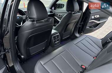 Седан BMW 3 Series 2022 в 