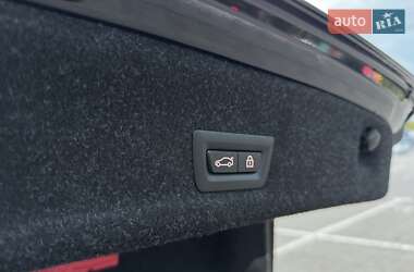 Седан BMW 3 Series 2022 в 