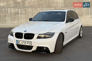 Седан BMW 3 Series 2010 в Львові