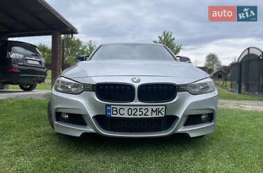 Седан BMW 3 Series 2013 в Жовкві