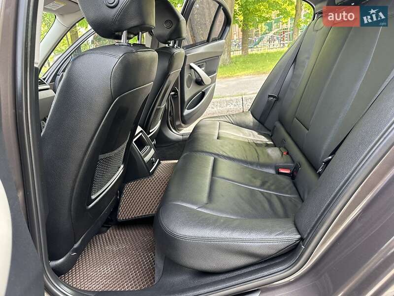 Седан BMW 3 Series 2012 в Вінниці