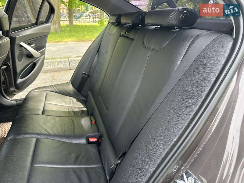Седан BMW 3 Series 2012 в Вінниці