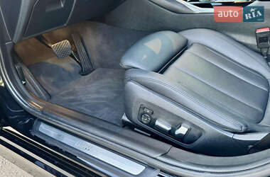 Седан BMW 3 Series 2019 в 