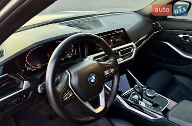 Седан BMW 3 Series 2019 в 