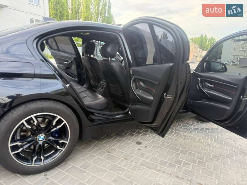 Седан BMW 3 Series 2013 в Одесі