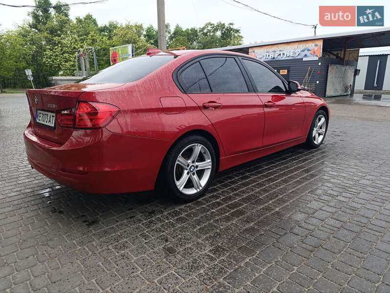 Седан BMW 3 Series 2014 в Кам'янському