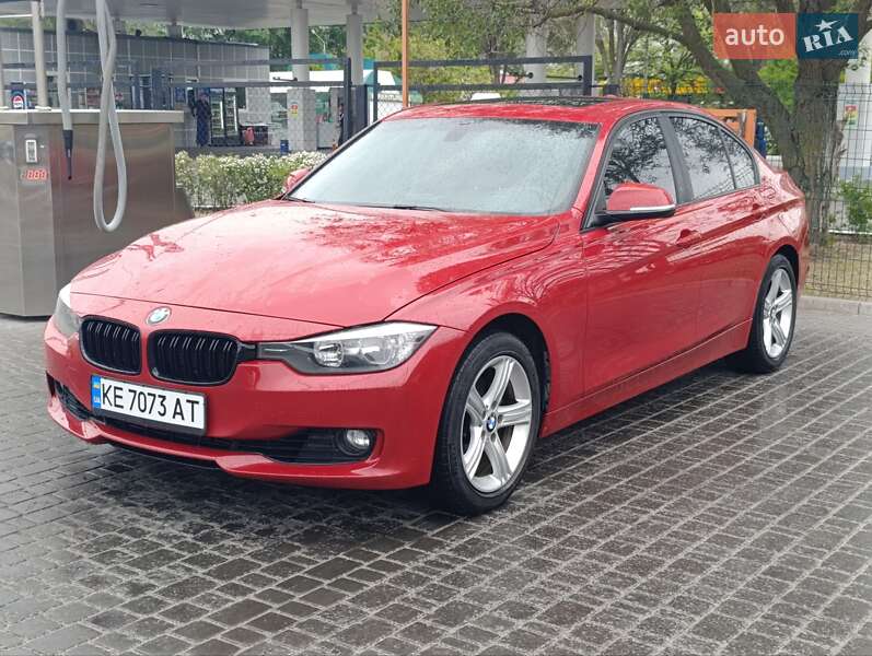 Седан BMW 3 Series 2014 в Кам'янському