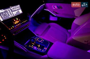 Седан BMW 3 Series 2021 в 