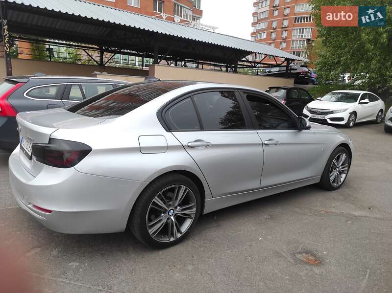 Седан BMW 3 Series 2013 в Киеве