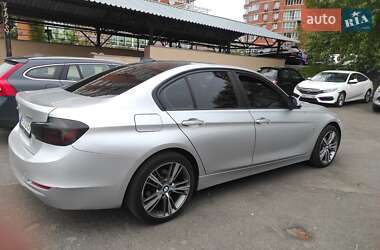 Седан BMW 3 Series 2013 в 