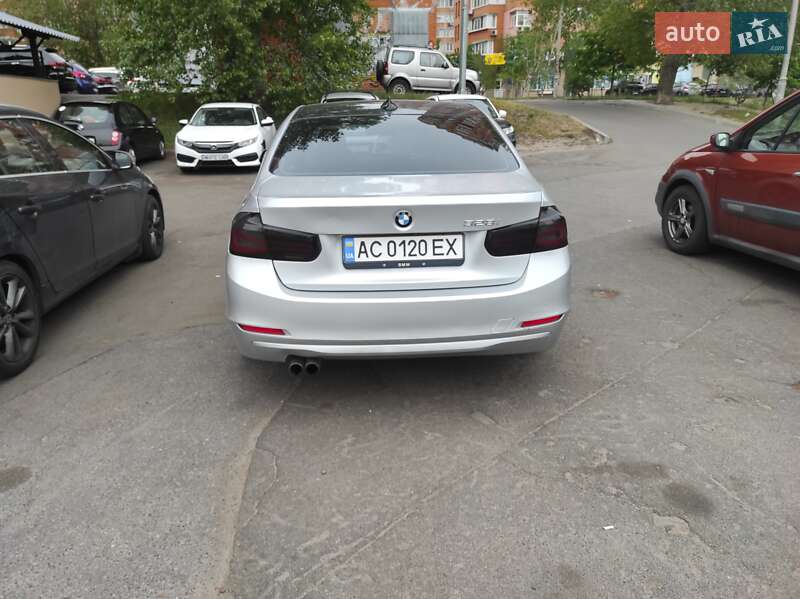 Седан BMW 3 Series 2013 в Киеве