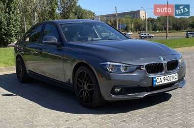 Седан BMW 3 Series 2017 в Черкассах